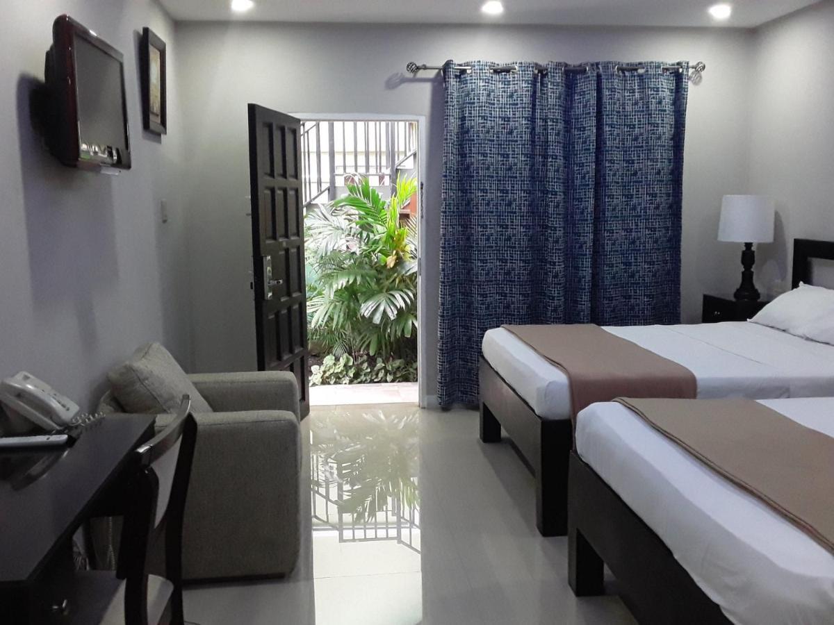 Christar Villas Hotel Kingston Exterior foto