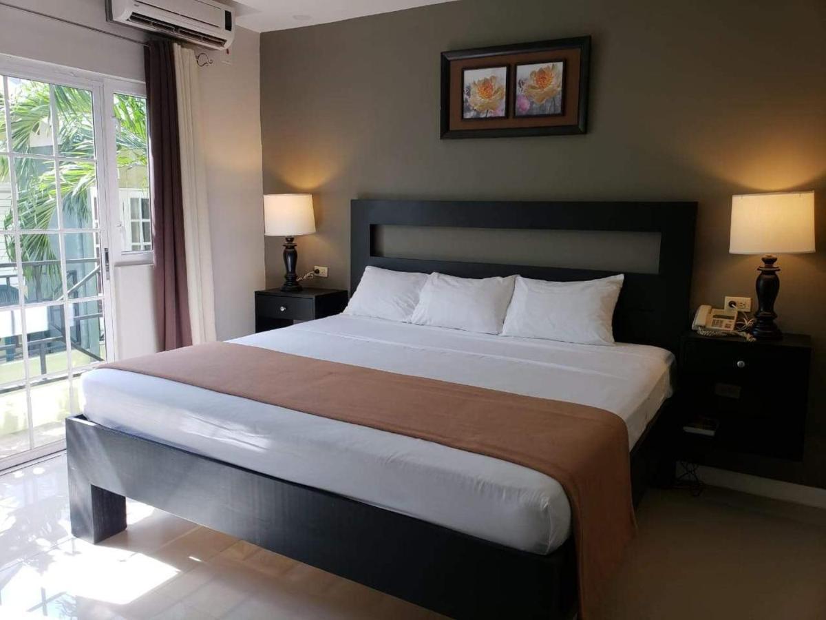 Christar Villas Hotel Kingston Exterior foto
