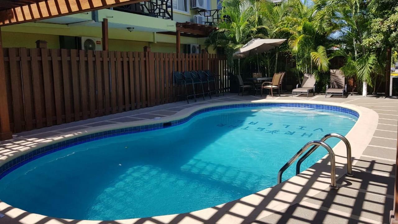 Christar Villas Hotel Kingston Exterior foto